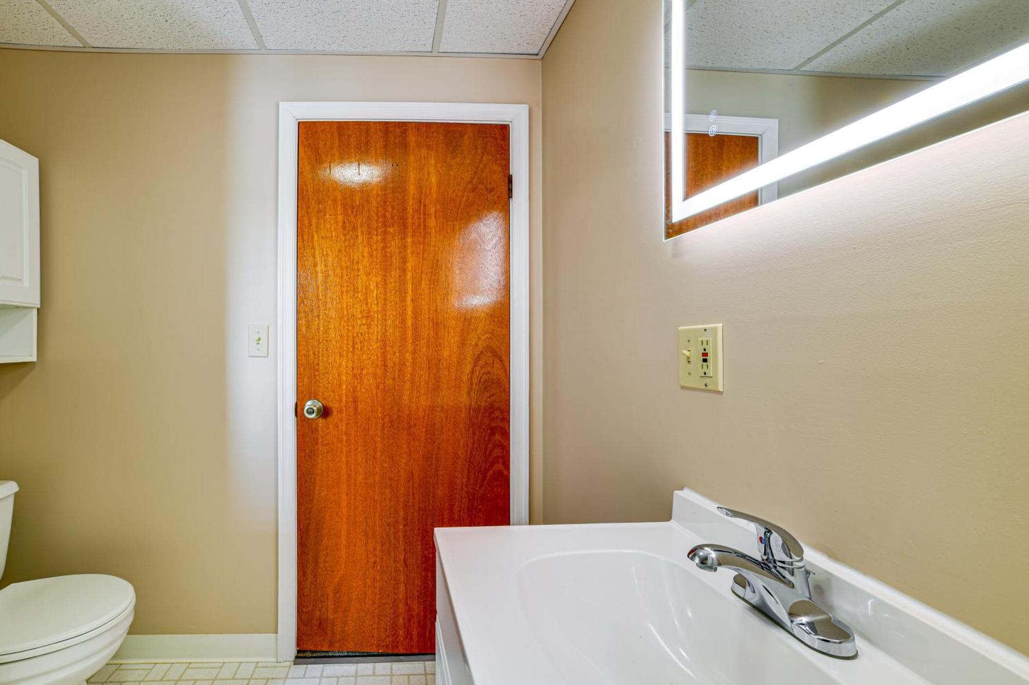 Less Than 2 Mi To Suny Cortland Unit With Private Parking Exteriör bild